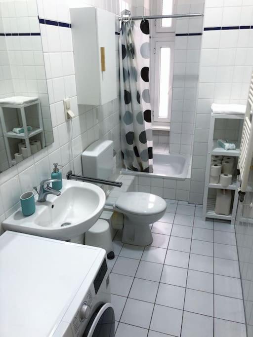 750 Sft Lovely Apartment In Central Berlin Mitte المظهر الخارجي الصورة